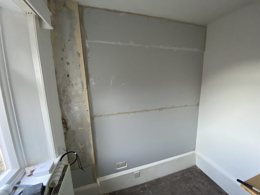 Nursery Feature Wall - Putting up plaster